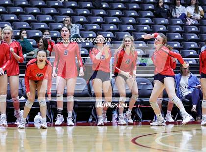 Thumbnail 3 in Canyon vs. Grapevine (UIL Volleyball 5A Semifinals) photogallery.