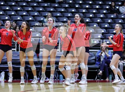 Thumbnail 1 in Canyon vs. Grapevine (UIL Volleyball 5A Semifinals) photogallery.