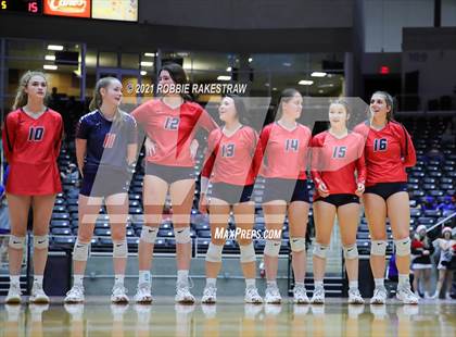 Thumbnail 2 in Canyon vs. Grapevine (UIL Volleyball 5A Semifinals) photogallery.