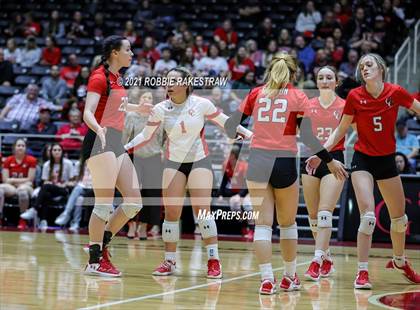 Thumbnail 3 in Canyon vs. Grapevine (UIL Volleyball 5A Semifinals) photogallery.