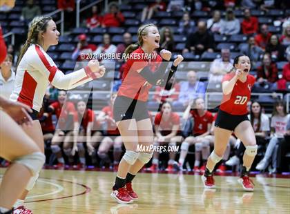 Thumbnail 1 in Canyon vs. Grapevine (UIL Volleyball 5A Semifinals) photogallery.