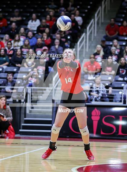 Thumbnail 2 in Canyon vs. Grapevine (UIL Volleyball 5A Semifinals) photogallery.