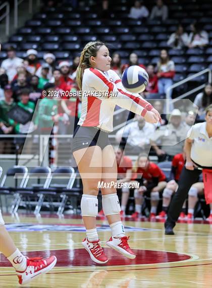 Thumbnail 2 in Canyon vs. Grapevine (UIL Volleyball 5A Semifinals) photogallery.
