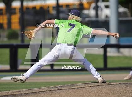 Thumbnail 3 in Salem Hills vs. Timpanogos (UHSAA 5A Bracket Play) photogallery.