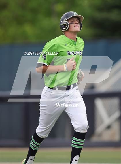 Thumbnail 1 in Salem Hills vs. Timpanogos (UHSAA 5A Bracket Play) photogallery.