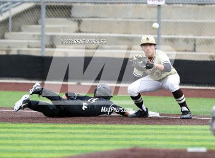 Thumbnail 2 in Sierra Canyon vs St Francis photogallery.
