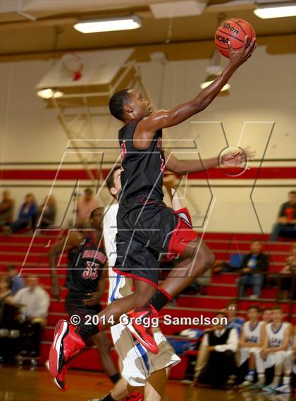 Thumbnail 2 in Davis vs Fairfield (Bronco Roundup) photogallery.