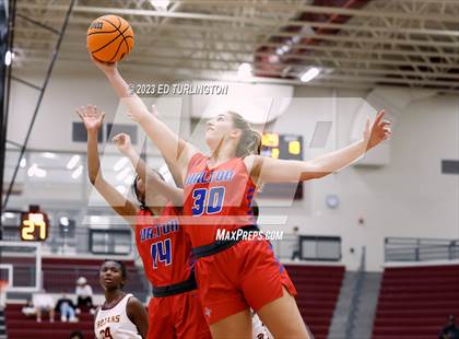 Thumbnail 1 in Walton @ Lassiter photogallery.