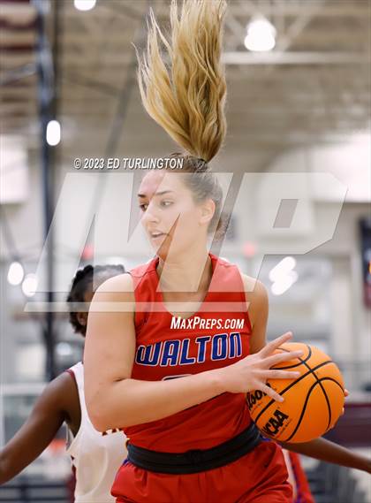 Thumbnail 2 in Walton @ Lassiter photogallery.