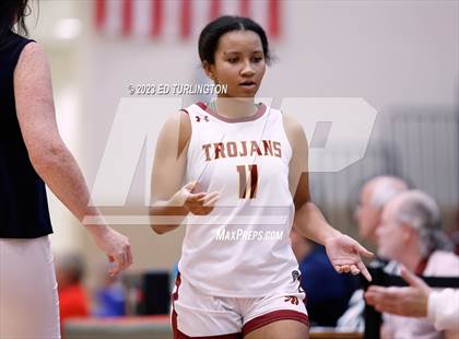 Thumbnail 1 in Walton @ Lassiter photogallery.