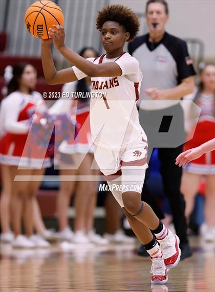 Thumbnail 3 in Walton @ Lassiter photogallery.