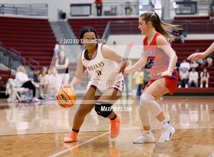 Thumbnail 1 in Walton @ Lassiter photogallery.