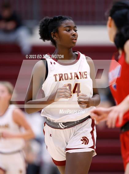 Thumbnail 1 in Walton @ Lassiter photogallery.