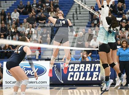 Thumbnail 3 in Vista Murrieta vs. Aliso Niguel (CIF=SS D2 Final) photogallery.