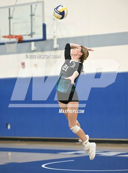 Thumbnail 2 in Vista Murrieta vs. Aliso Niguel (CIF=SS D2 Final) photogallery.