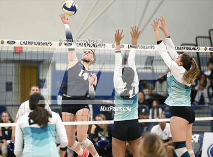 Thumbnail 2 in Vista Murrieta vs. Aliso Niguel (CIF=SS D2 Final) photogallery.