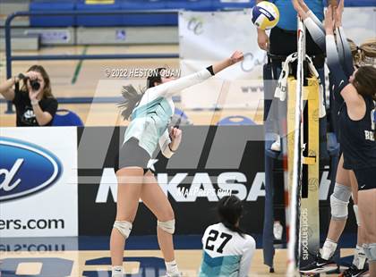 Thumbnail 2 in Vista Murrieta vs. Aliso Niguel (CIF=SS D2 Final) photogallery.
