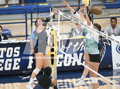 Thumbnail 2 in Vista Murrieta vs. Aliso Niguel (CIF=SS D2 Final) photogallery.