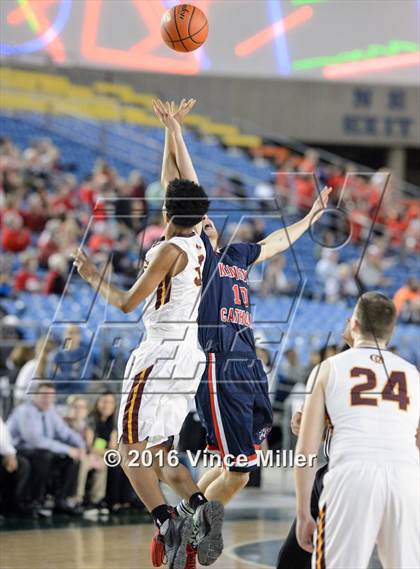 Thumbnail 1 in O'Dea vs Kennedy Catholic (WIAA 3A Semifinal)  photogallery.