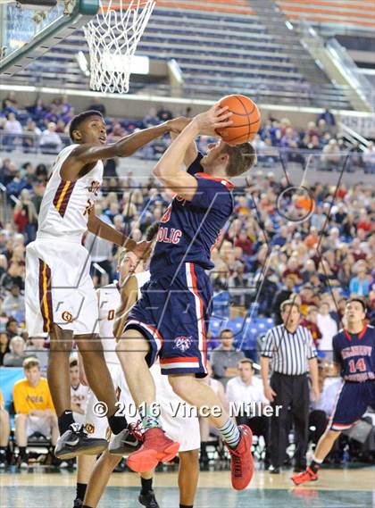 Thumbnail 1 in O'Dea vs Kennedy Catholic (WIAA 3A Semifinal)  photogallery.