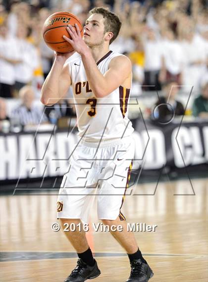 Thumbnail 2 in O'Dea vs Kennedy Catholic (WIAA 3A Semifinal)  photogallery.