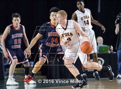 Thumbnail 2 in O'Dea vs Kennedy Catholic (WIAA 3A Semifinal)  photogallery.