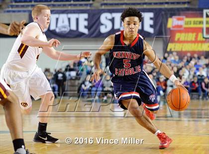 Thumbnail 1 in O'Dea vs Kennedy Catholic (WIAA 3A Semifinal)  photogallery.