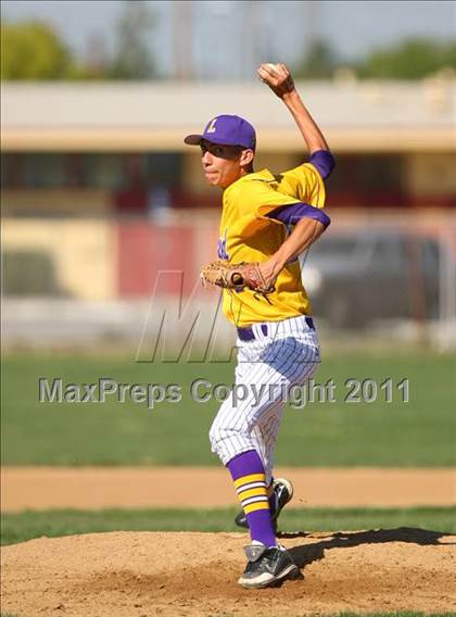 Thumbnail 3 in Lynwood @ Dominguez photogallery.