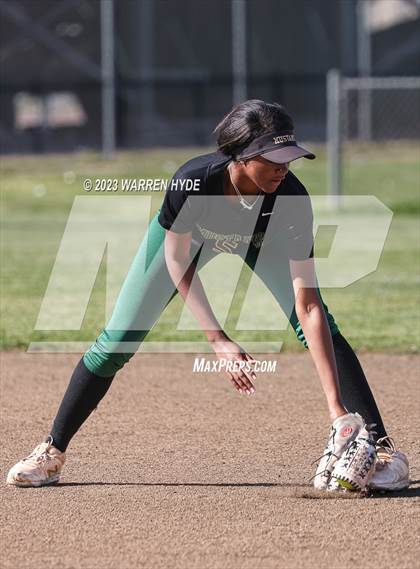 Thumbnail 3 in McClatchy @ Monterey Trail photogallery.