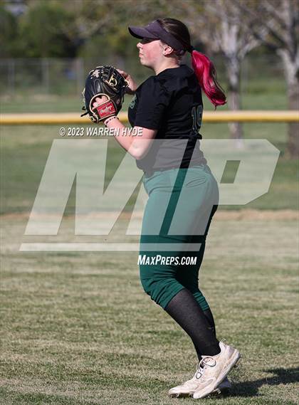 Thumbnail 2 in McClatchy @ Monterey Trail photogallery.
