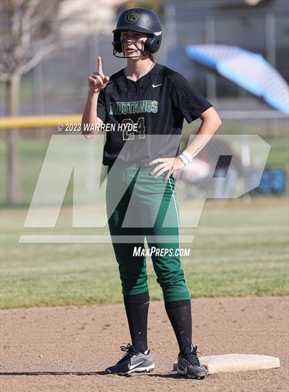 Thumbnail 2 in McClatchy @ Monterey Trail photogallery.