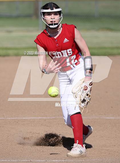 Thumbnail 3 in McClatchy @ Monterey Trail photogallery.