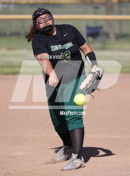 Thumbnail 1 in McClatchy @ Monterey Trail photogallery.