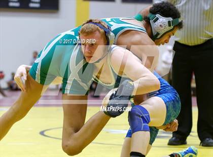 Thumbnail 1 in SCHSL 1-AAAAA Regional Tournament photogallery.