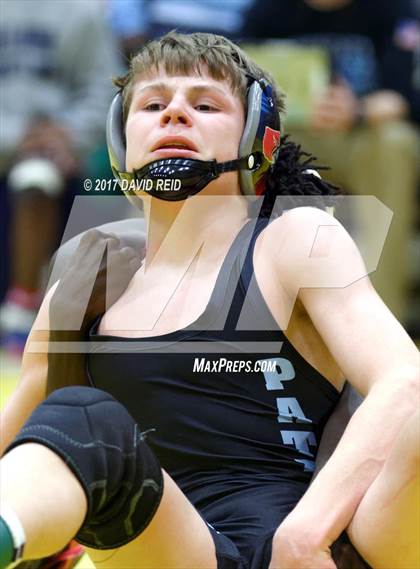 Thumbnail 2 in SCHSL 1-AAAAA Regional Tournament photogallery.