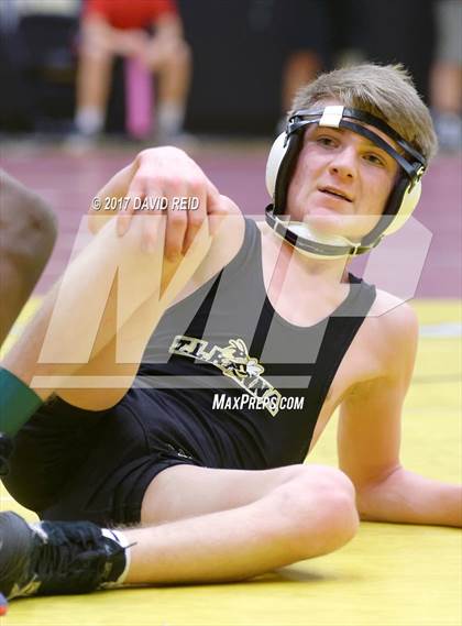 Thumbnail 3 in SCHSL 1-AAAAA Regional Tournament photogallery.