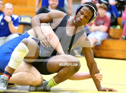 Thumbnail 2 in SCHSL 1-AAAAA Regional Tournament photogallery.
