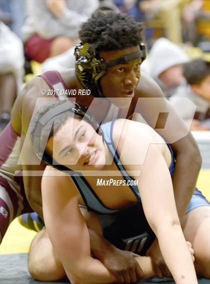 Thumbnail 2 in SCHSL 1-AAAAA Regional Tournament photogallery.