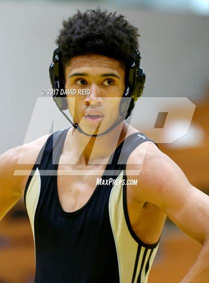 Thumbnail 3 in SCHSL 1-AAAAA Regional Tournament photogallery.