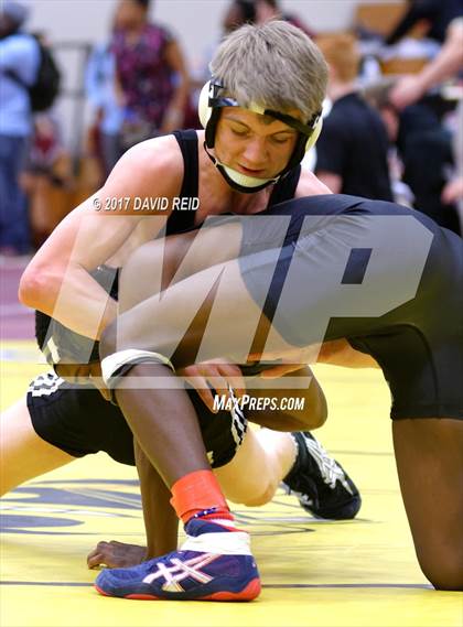 Thumbnail 1 in SCHSL 1-AAAAA Regional Tournament photogallery.