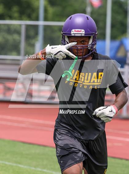 Thumbnail 3 in Germantown vs DeSoto Central (U of Memphis 7v7) photogallery.