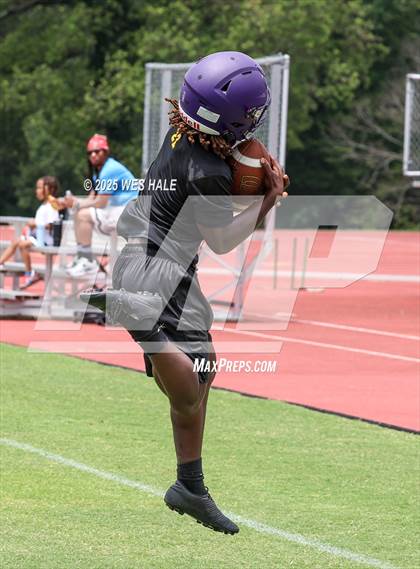 Thumbnail 3 in Germantown vs DeSoto Central (U of Memphis 7v7) photogallery.