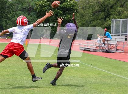 Thumbnail 2 in Germantown vs DeSoto Central (U of Memphis 7v7) photogallery.