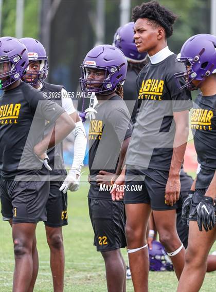 Thumbnail 2 in Germantown vs DeSoto Central (U of Memphis 7v7) photogallery.