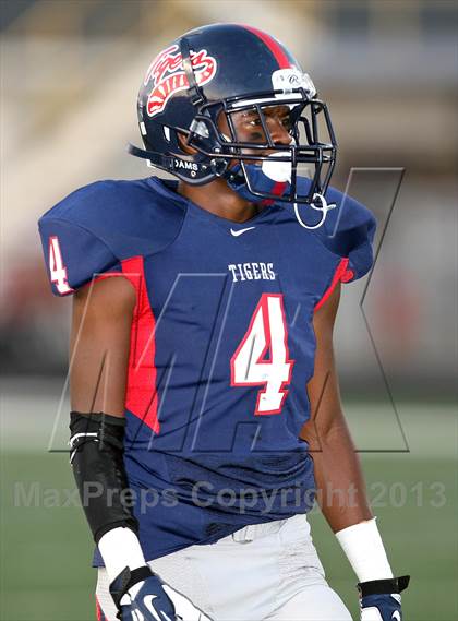 Thumbnail 3 in White Station @ South Panola photogallery.