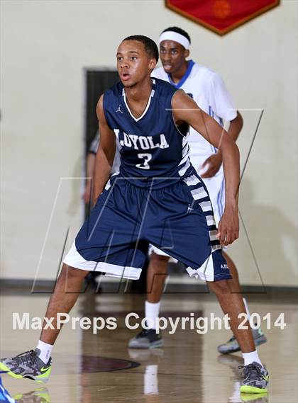 Thumbnail 2 in Loyola vs. El Camino Real (Fairfax State Preview) photogallery.