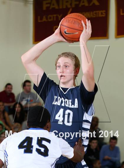 Thumbnail 1 in Loyola vs. El Camino Real (Fairfax State Preview) photogallery.