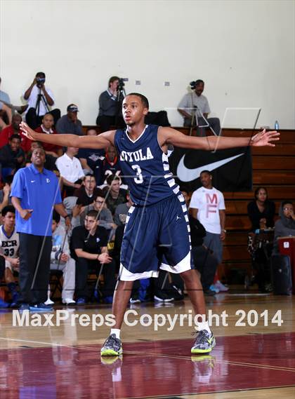 Thumbnail 2 in Loyola vs. El Camino Real (Fairfax State Preview) photogallery.