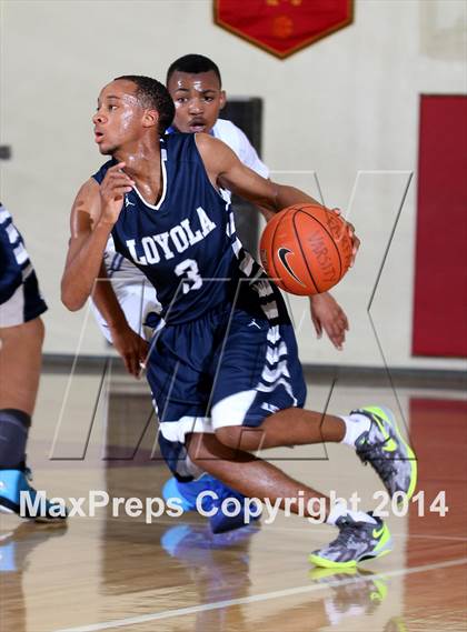 Thumbnail 3 in Loyola vs. El Camino Real (Fairfax State Preview) photogallery.