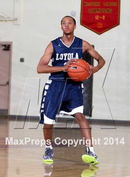 Thumbnail 2 in Loyola vs. El Camino Real (Fairfax State Preview) photogallery.